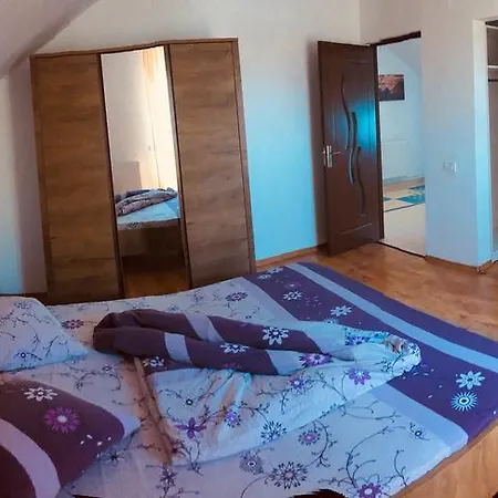 Vila Carla Konukevi